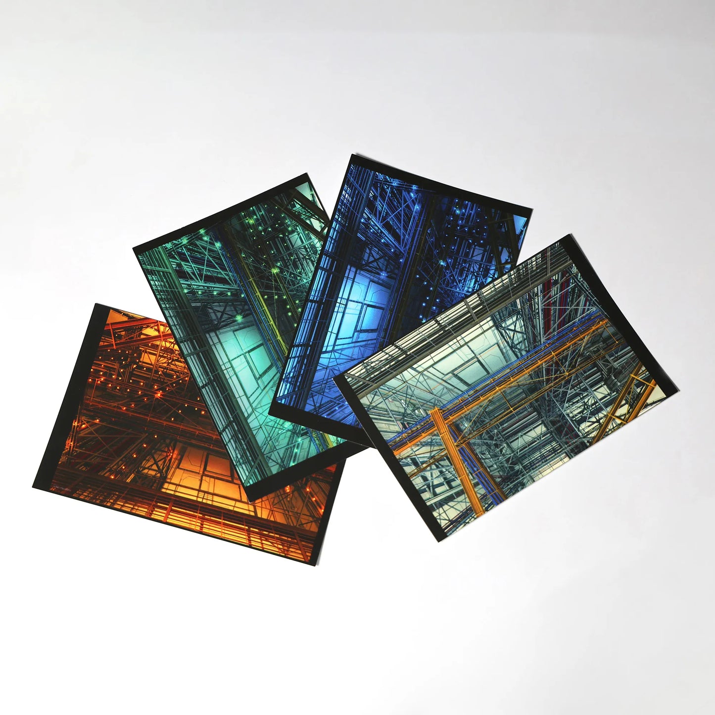 01_Main Hangar Postcard Set (4 pieces)